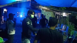 Polisi Bubarkan Pesta Joget Warga, Ditengah Ancaman Pandemi Corona