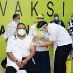 Rektor UNG Jadi Rektor Pertama Yang Di Vaksin Di Gorontalo