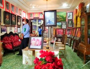 Museum di Rumah Sendiri; Tok Wan  Haria Menunggu Rindu