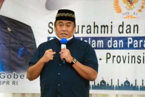 Rachmat Gobel Minta Pemda Lebih Tingkatkan Kualitas Pendidikan Gorontalo