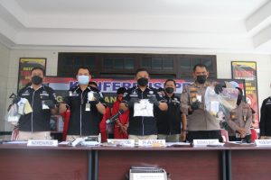 Ditresnarkoba Polda Jateng Ringkus 5 Orang Pengedar Sabu