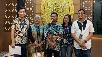 Maju ke DPD RI Dapil DKI, Hana Hasanah Serahkan Syarat Dukungan Minimal ke KPU