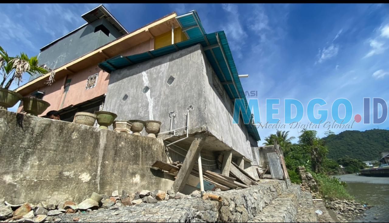 Bangunan Melanggar Ketentuan Balai Sungai Gorontalo