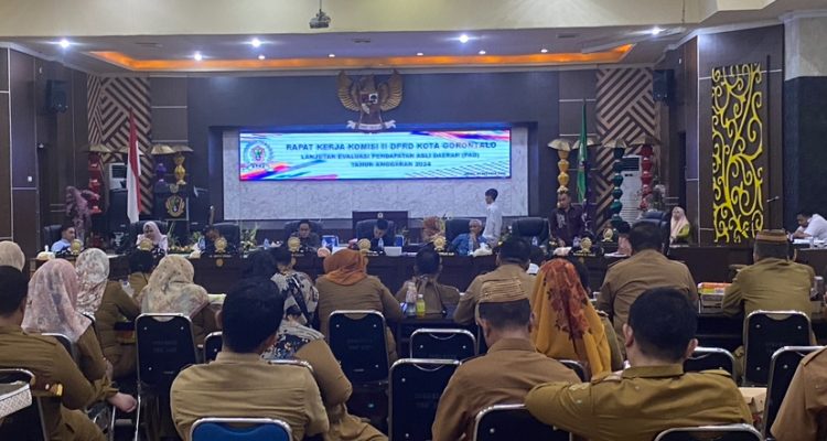 Komisi II DPRD Kota Gorontalo Gelar Raker Evaluasi Pencapaian PAD