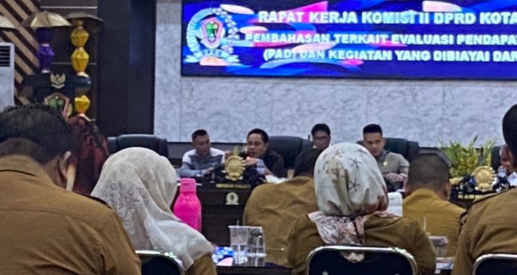 Ketua Komisi II DPRD Kota Gorontalo Herman Haluti