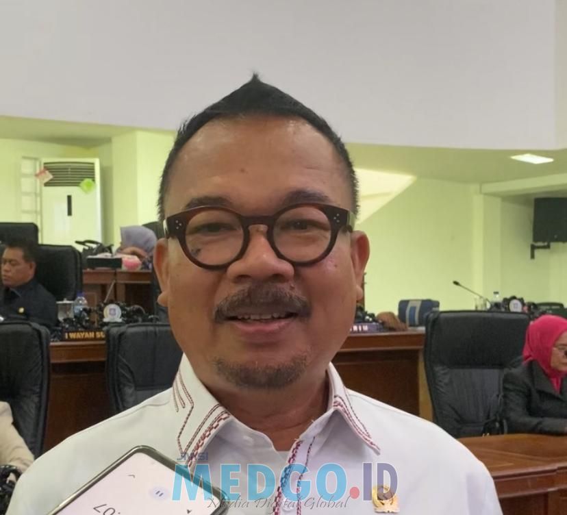 Ketua DPRD Thomas Mopili