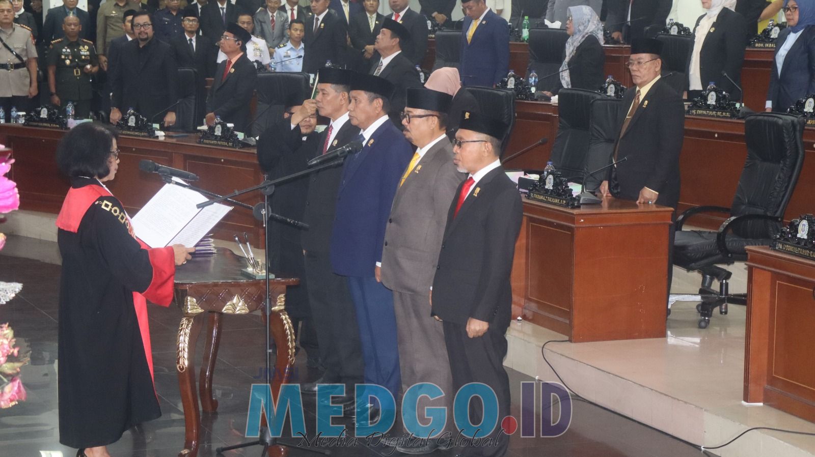 Pimpinan Definitif DPRD Provinsi Gorontalo