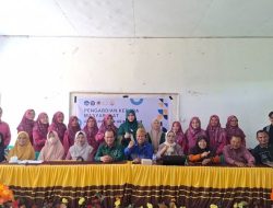 Santri Pesantren Al-Falah dapat Pembekalan Literasi Digital dari Dosen UNG