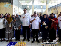 Gubernur Gusnar Ismail : Semoga Bantuan kepada 6.500 UMKM , dapat Meningkatkan Usahanya