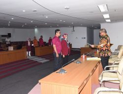 Rektor UNG Resmi melantik Ketua Senat  Prof. Dr. Femy Mahmud Sahami, S.Pi., M.Si.