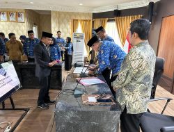 Gubernur Kukuhkan Komisaris BUMD, Dorong Penguatan Sektor Unggulan Daerah