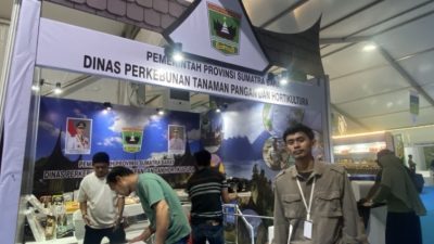 Stand Kontingen Sumatera Barat Siap Pamer Teknologi dan Produk