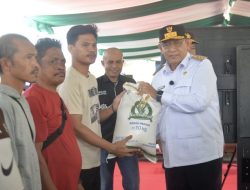 Instruksi Gubernur Gusnar Ismail segera Salurkan Beras Bantuan Presiden