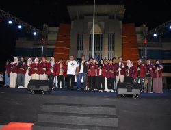 Cetak Ratusan Prestasi dalam Setahun, UNG Beri Penghargaan Khusus Mahasiswa dan Dosen