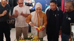Potong Tumpeng Sewindu Warga Amal, Idah Syahidah Sebut Komunitas Ini Bukan Sekadar Warkop