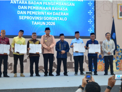 Gusnar Ismail Dorong Bahasa Daerah Masuk Aktivitas Birokrasi hingga Sekolah