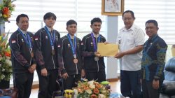Terima Bonus, Ucapan Terima Kasih Dari Atlet Untuk Gubernur Gusnar