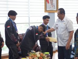 Gubernur Serahkan Bonus Untuk Atlet Peraih Medali Asean Games Di Jepang 2026
