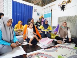 Cegah Stunting, Pani Gold Mine Salurkan Paket Gizi untuk Ibu Hamil dan Anak di Desa Hulawa